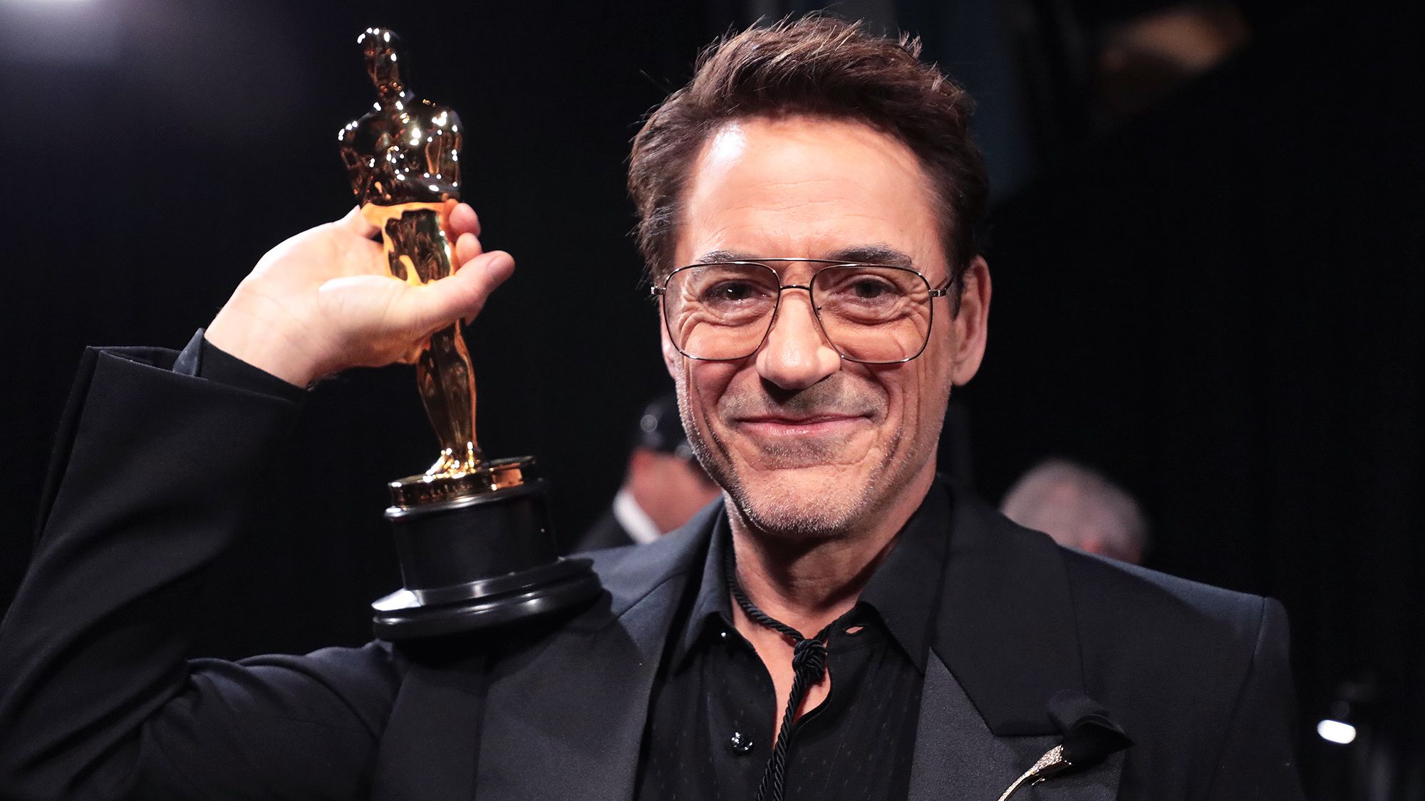 Robert Downey Jr. Emociona A Todos Al Dedicar Su Premio Oscar A La ...