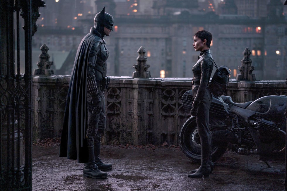 Gotham Knights Premiere: 10 Batman & DC Easter Eggs That Set Up Season 1