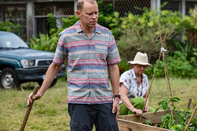 death in paradise s12,13012023,2,justin west robert webb,red planet pictures,denis guyenon