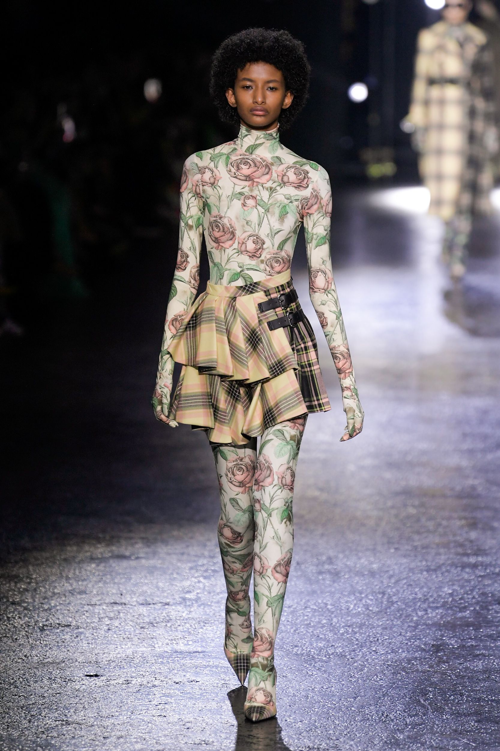 ロベルト カヴァリ（ROBERTO CAVALLI）2022秋冬コレクション
