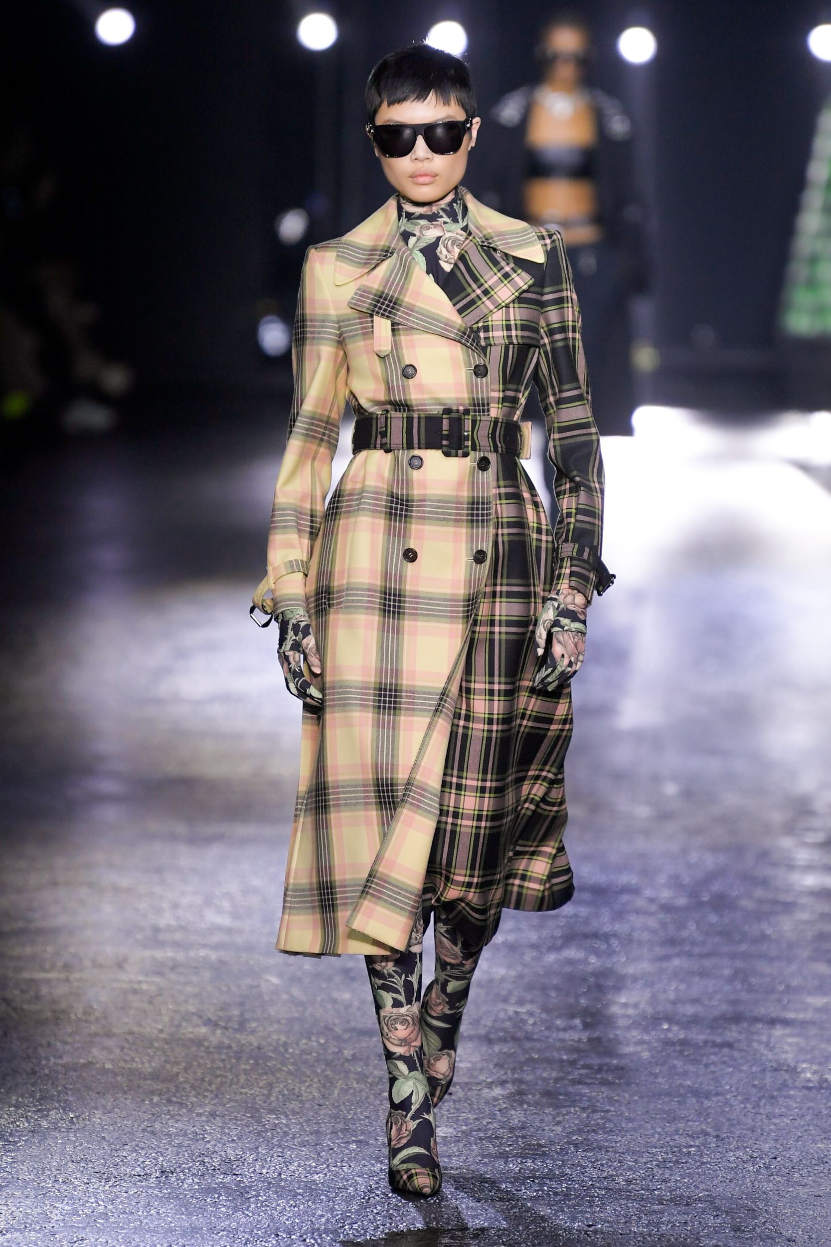 ロベルト カヴァリ（ROBERTO CAVALLI）2022秋冬コレクション