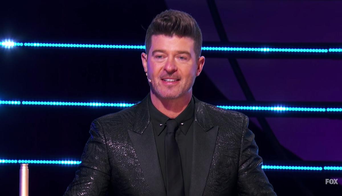 'Masked Singer' Judge Robin Thicke Shares Punny Tweets About the ...