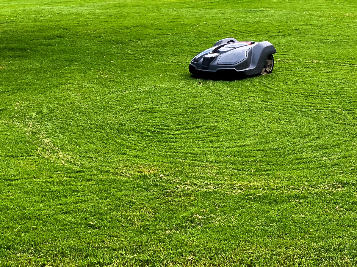 The Roomba of Yard Work Is $200 Off for Prime Day