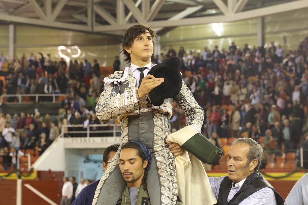Fashion, Event, Audience, Sport venue, Championship, Crowd, Fan, Competition event, Uniform, 