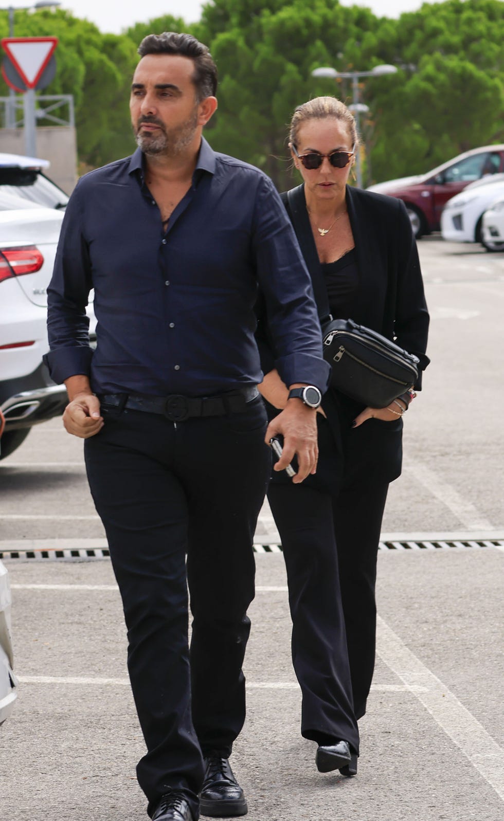 la pareja en el tanatorio por maria teresa campos