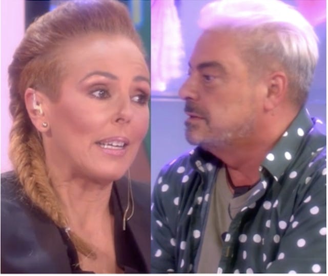 rocío y antonio ven las imágenes de la palapa con olga