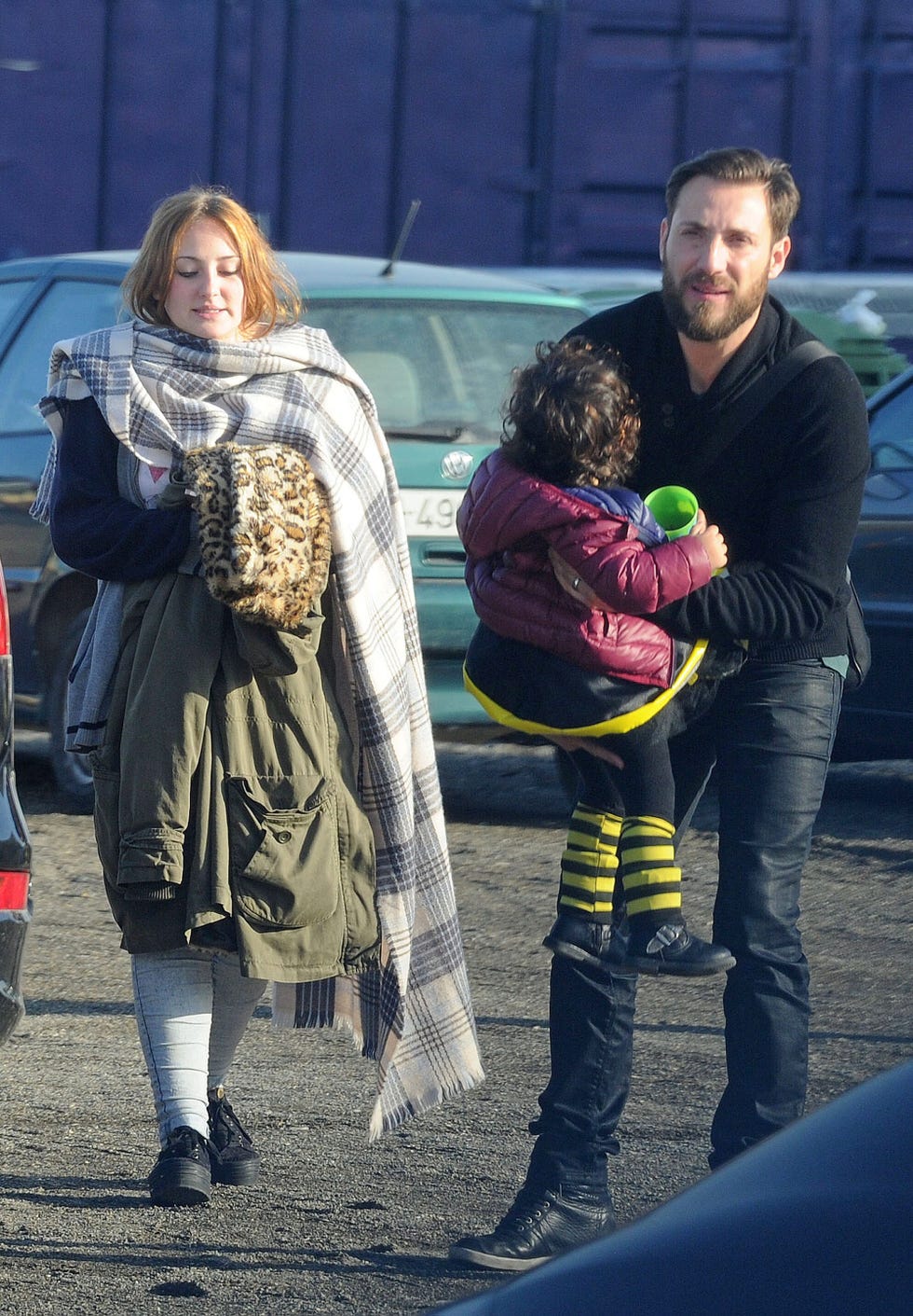 antonio david flores disfruta de sus hijas rocÍo flores y lola flores en malaga