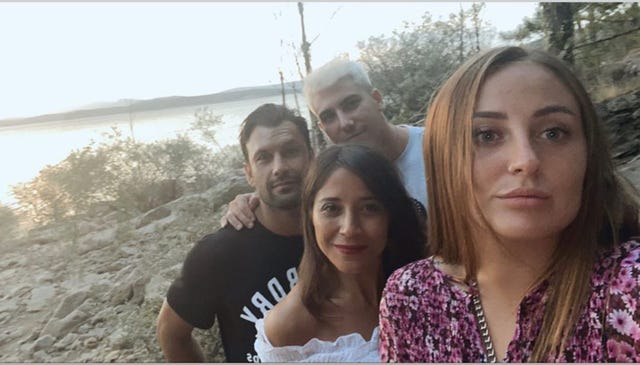 rocío flores y jorge pérez con sus parejas, manuel bedmar y alicia ahumada