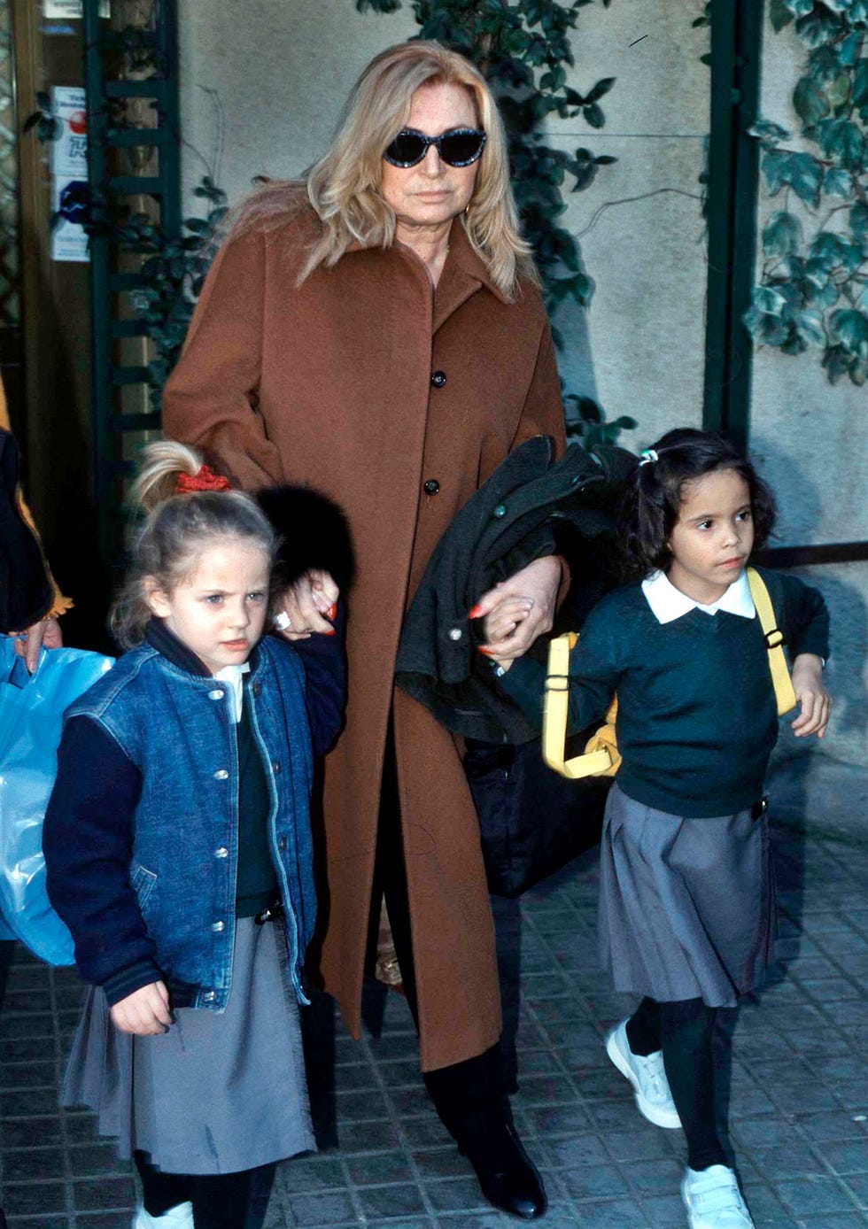 rocío jurado con su hija y su nieta