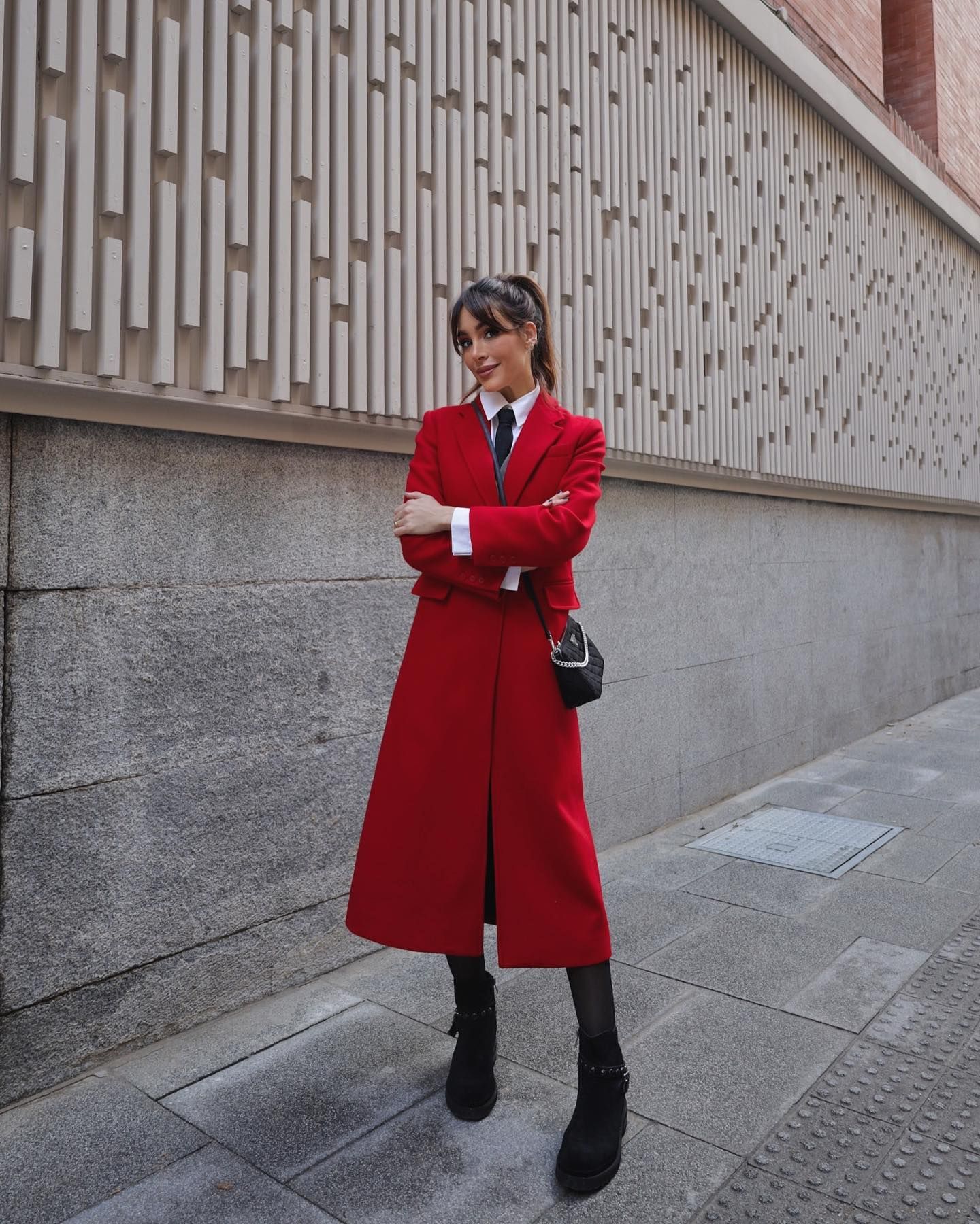 Rocío Osorno agota el abrigo rojo de que mejor