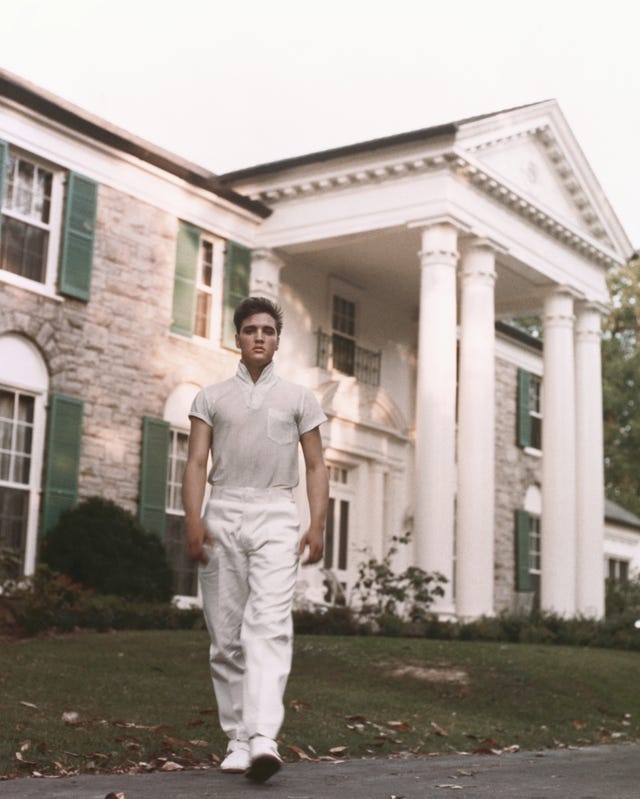 Graceland memphis 2025 hours of operation