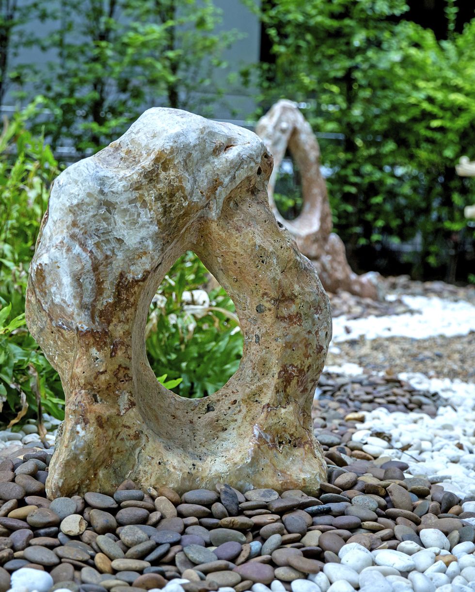 rock garden ideas sculpture