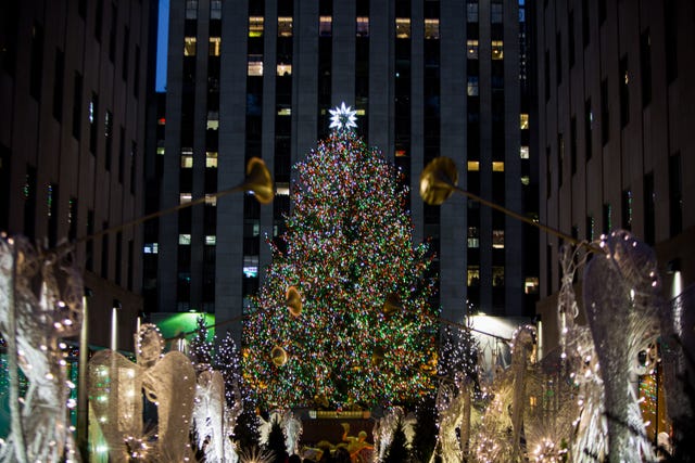 Rockefeller Christmas Tree Lighting NYC - Rockefeller Christmas Tree Facts