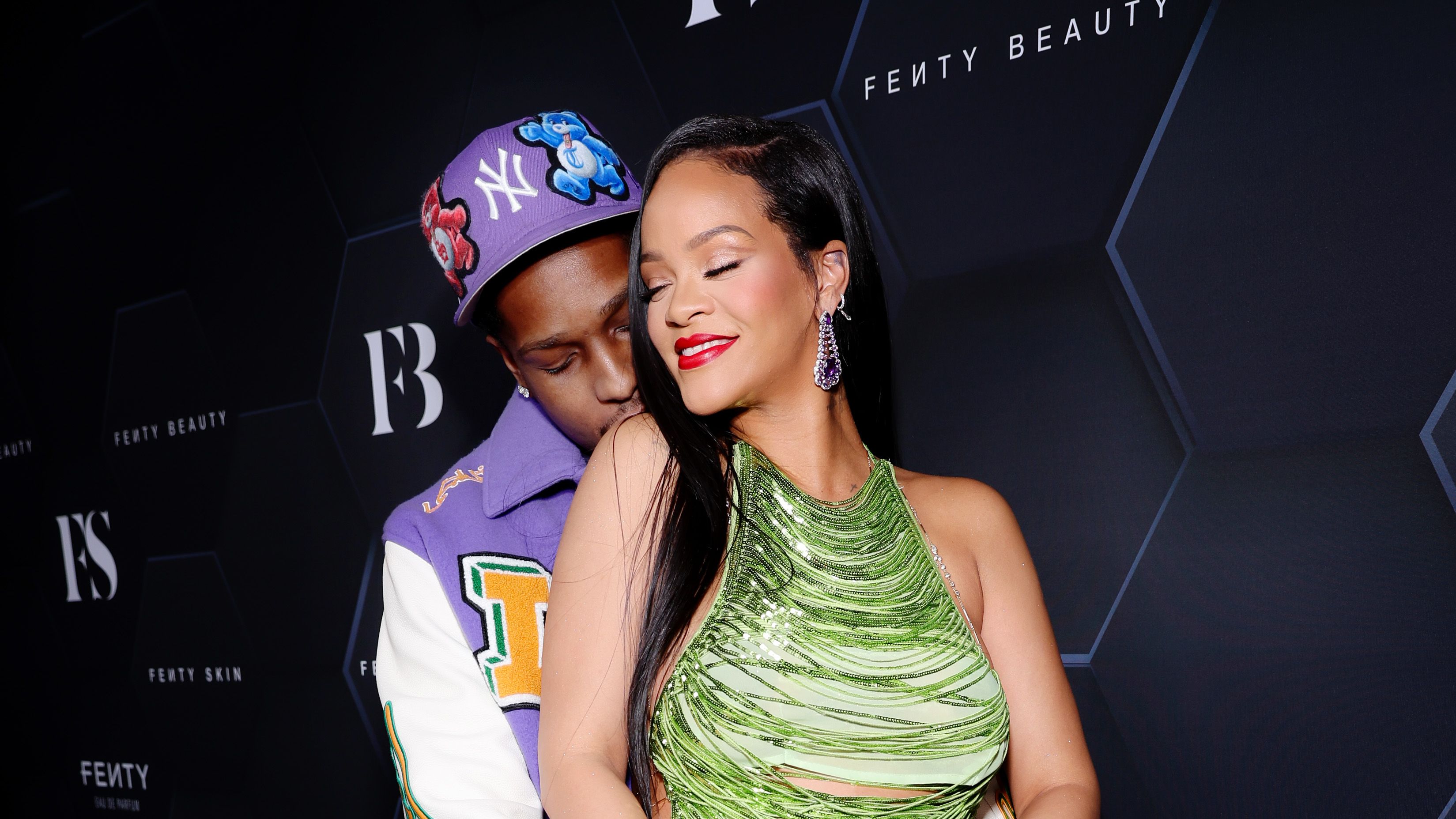 Rihanna Stuns In Louis Vuitton Photos