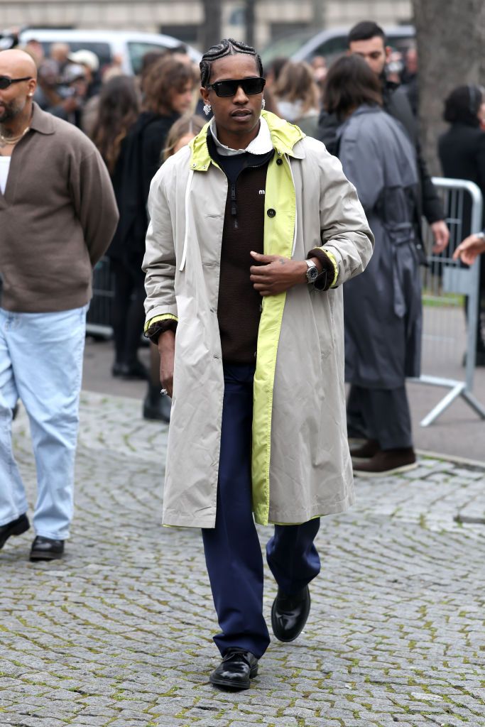 miu miu: outside arrivals paris fashion week womenswear fall/winter 2025 2026