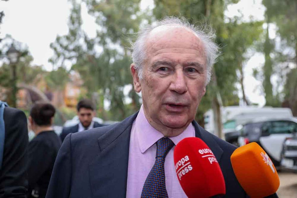 amaia salamanca o alba díaz entre los invitados a la boda willy bárcenas y loreto sesma