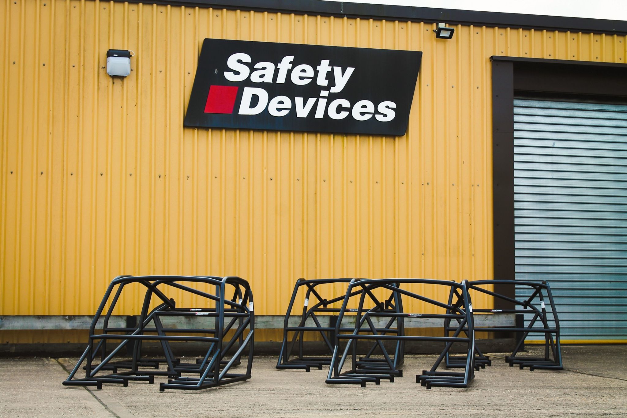 safety devices international roll cages