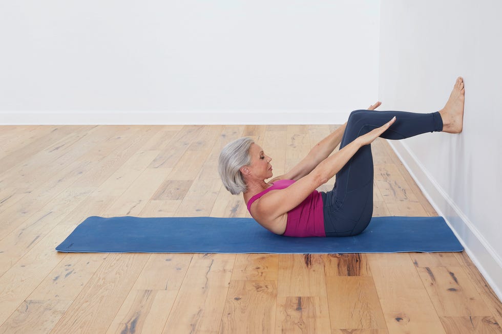 wall pilates roll up