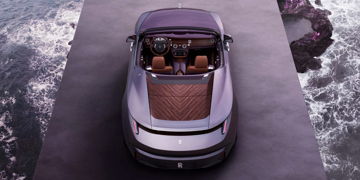 View Photos of the Rolls-Royce Amethyst Droptail