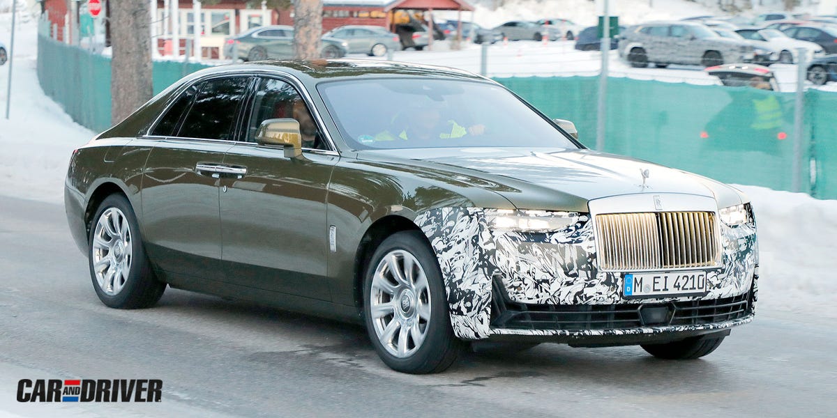 RollsRoyce Ghost 2025 Nueva mirada y estilo Spectre para el Rolls más