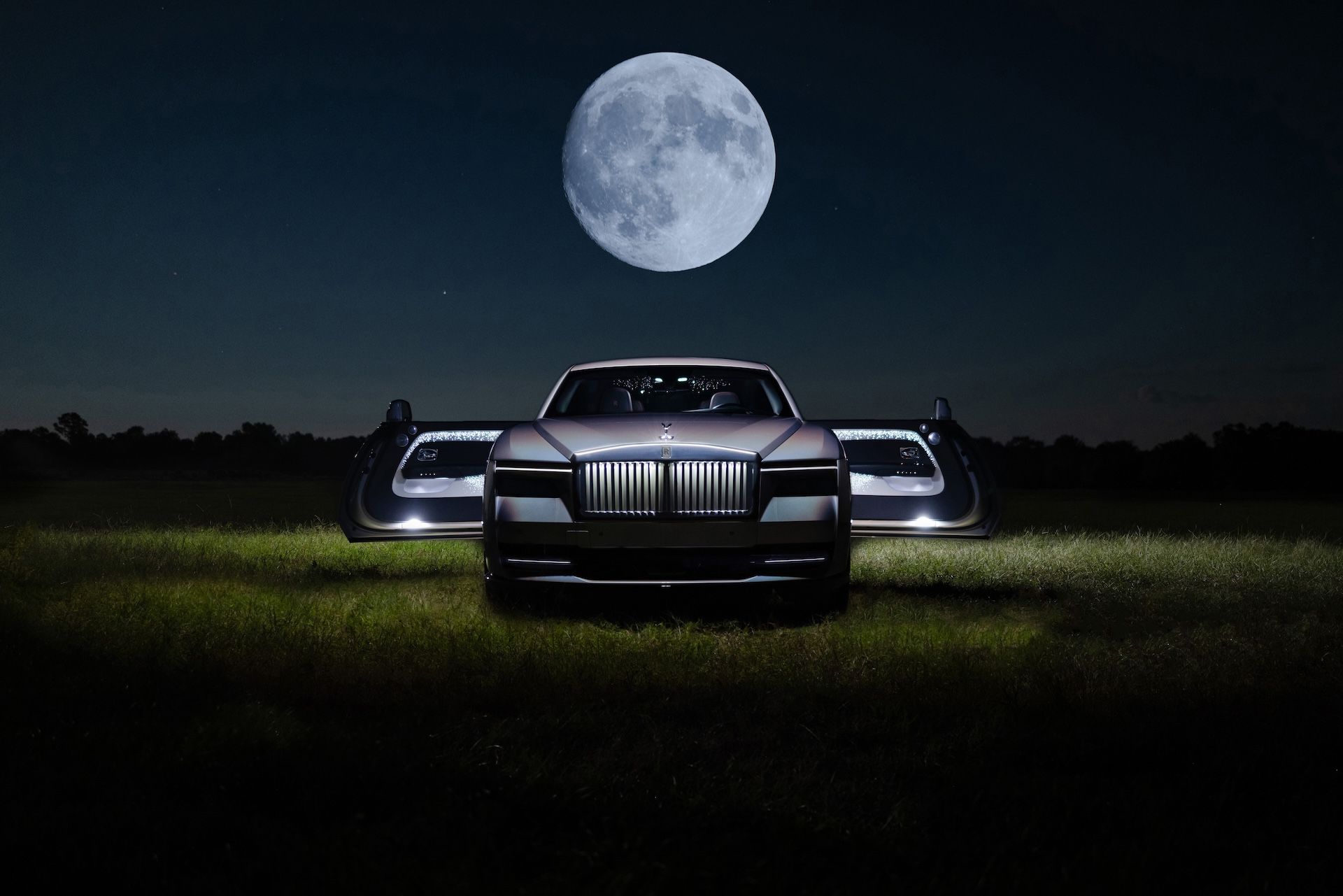 Rolls-Royce Cars and SUVs: Reviews, Pricing, and Specs