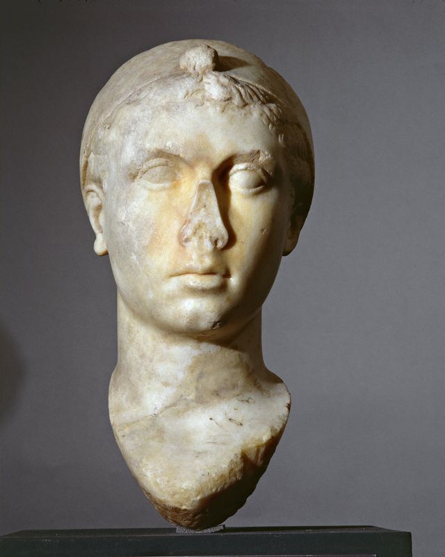 marble head of cleopatra vii, roman civilization, 50　30 bc