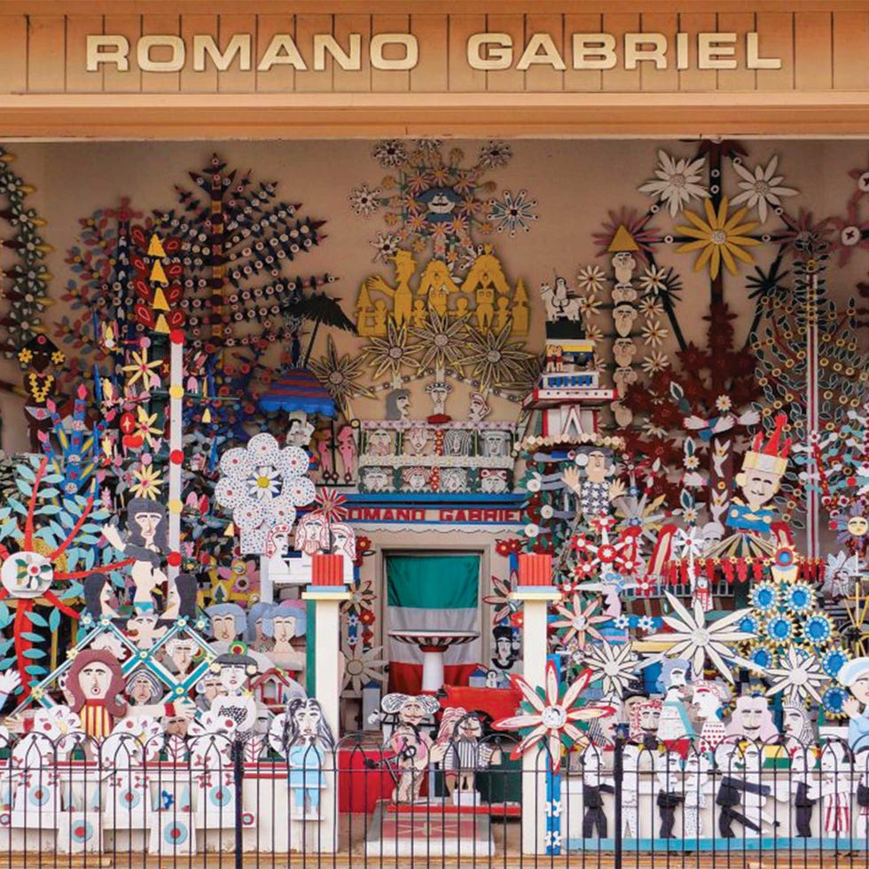 romano gabriel wooden sculpture garden