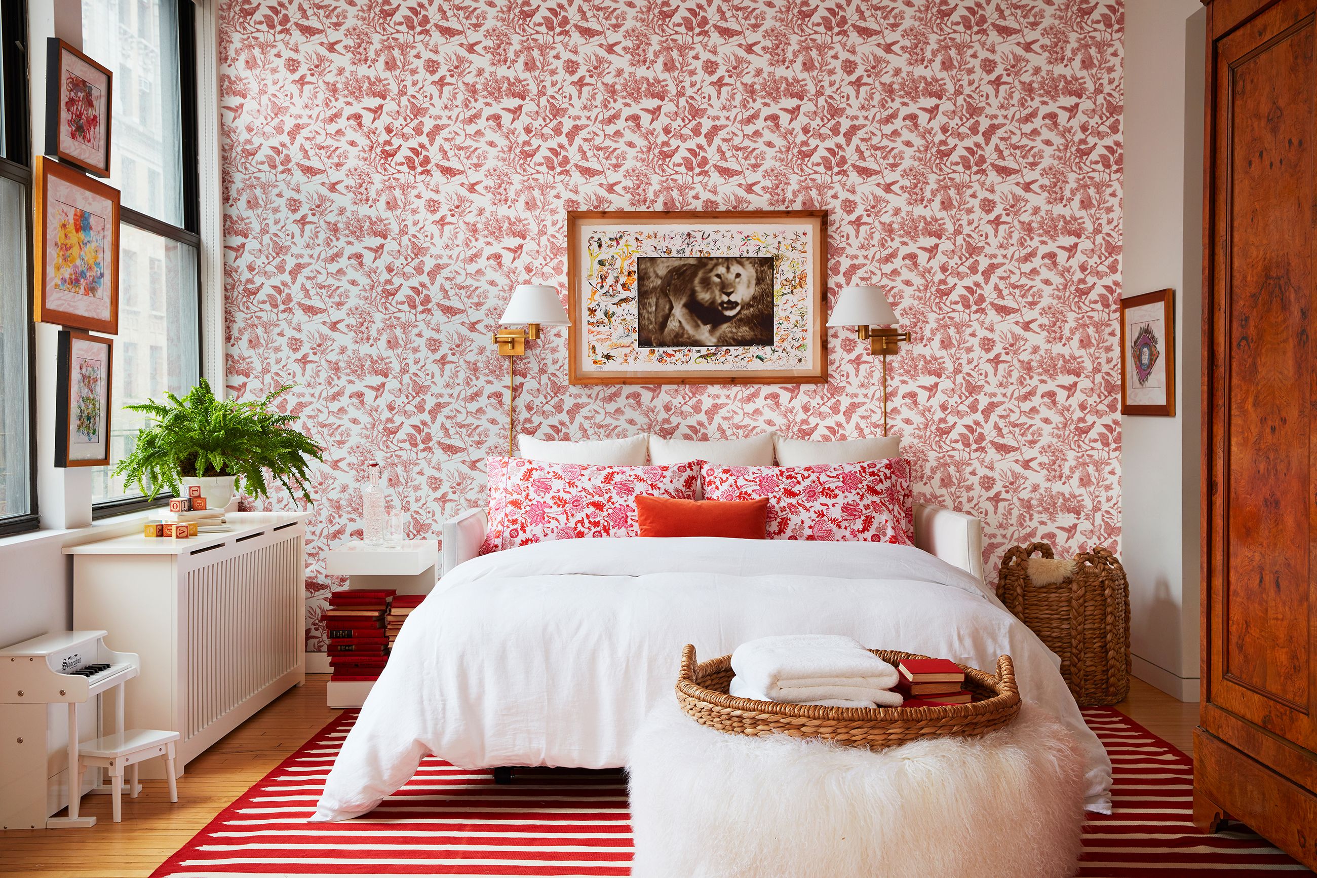 15 Romantic Bedroom Ideas - Sensual Bedroom Design Tips