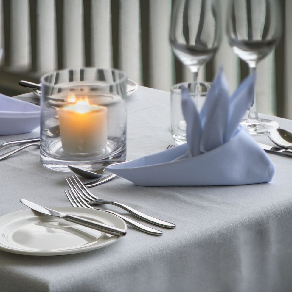romantic table setting
