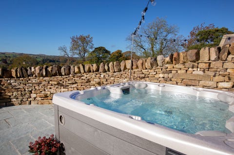 Best romantic weekend breaks with hot tubs 2022