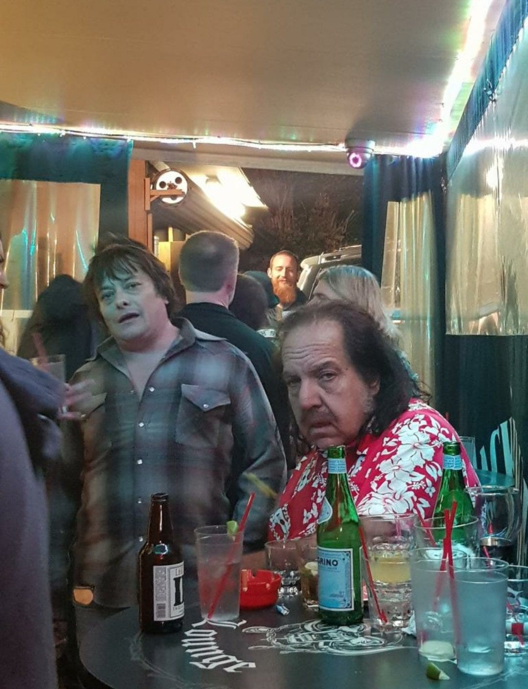 La imagen de Edward Furlong y Ron Jeremy que se ha hecho viral en las redes  sociales