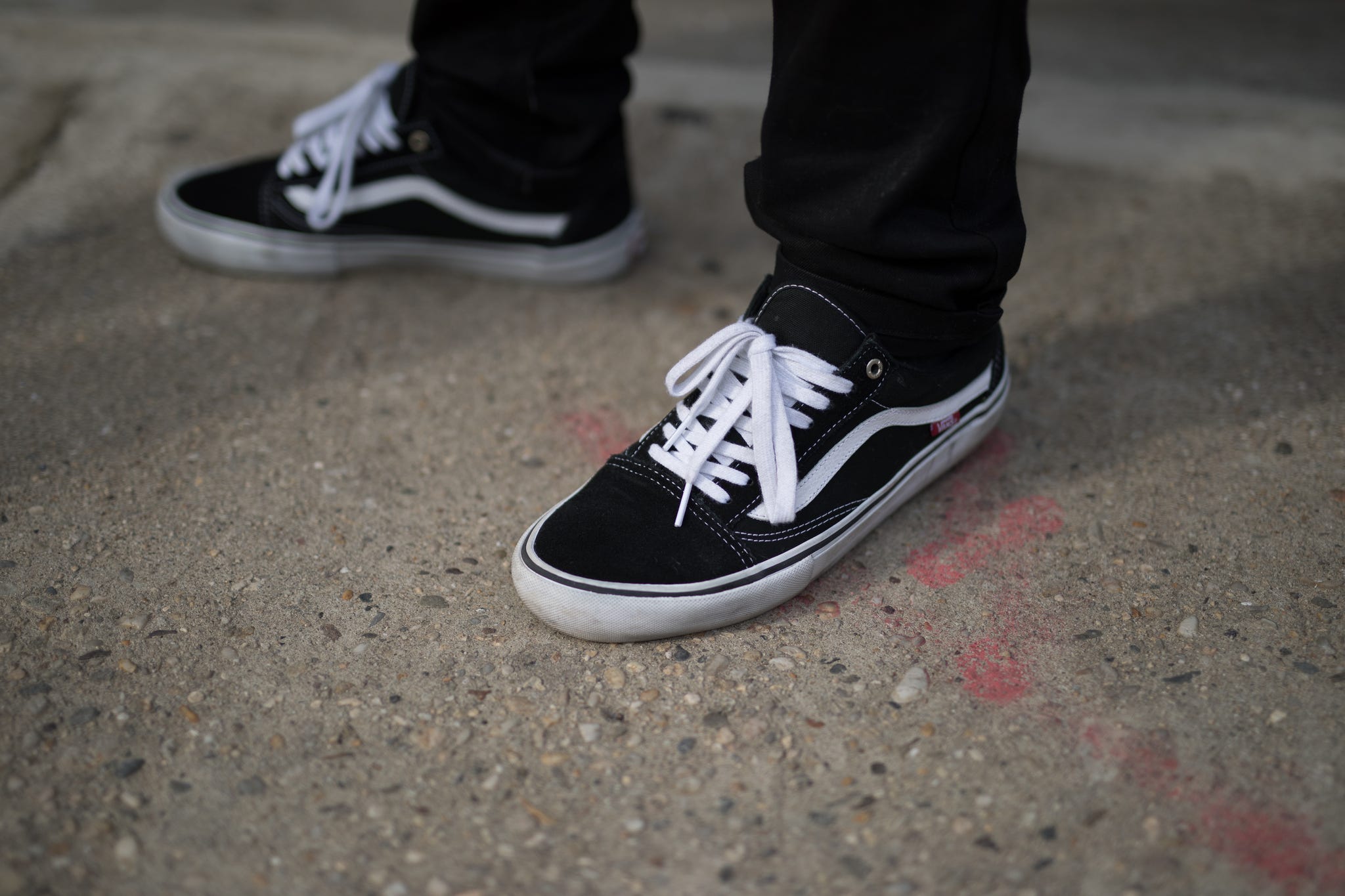 Zapatos vans rojo y outlet negro el corte ingles