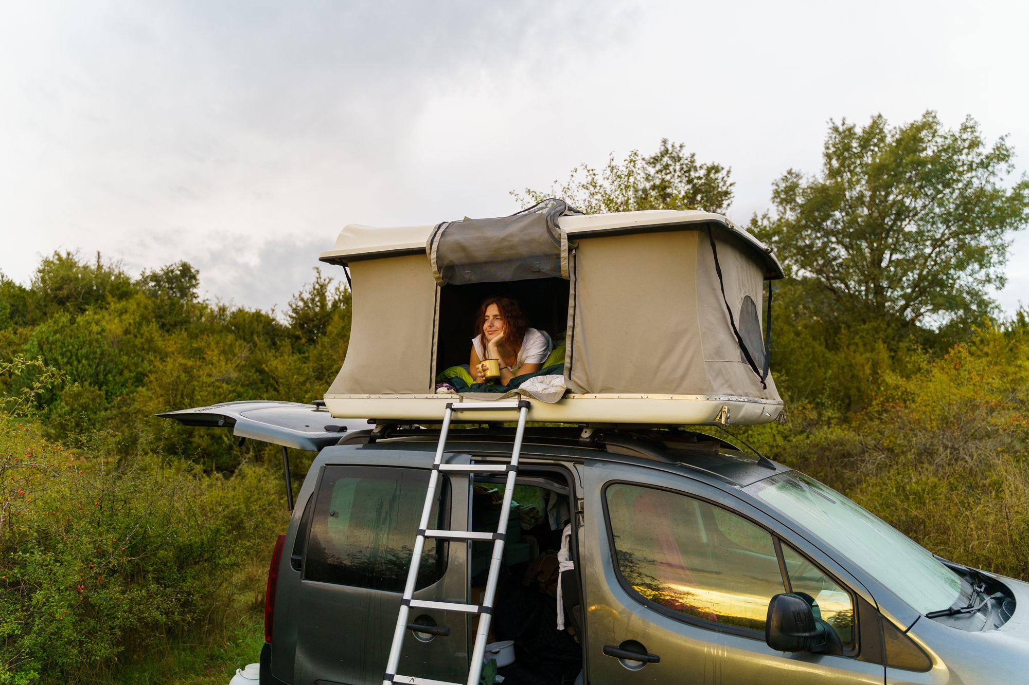 plannen Cursus schild 7 Best Rooftop Tents for Car Camping in 2022 - Roof Tent Reviews