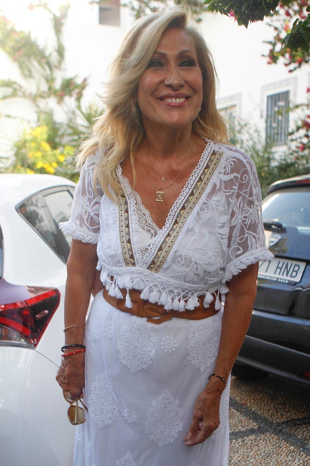 White, Clothing, Lace, Dress, Fashion, Blond, Textile, Long hair, Smile, Photography, 