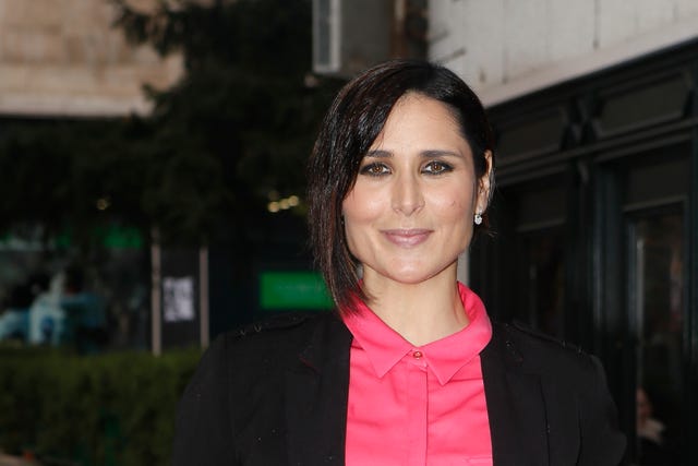 rosa lópez cambia de discográfica