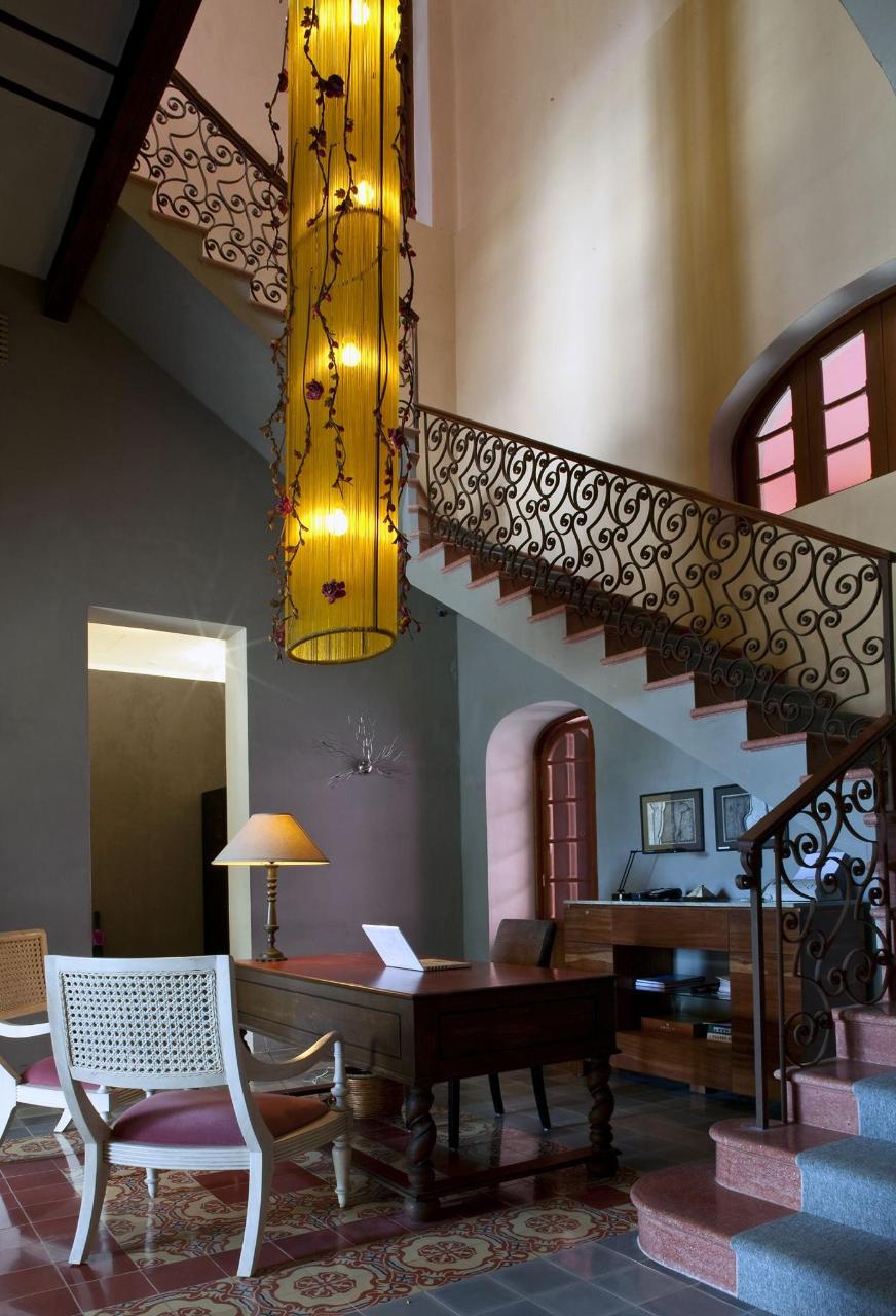 Rosas & Xocolate Boutique Hotel + Spa