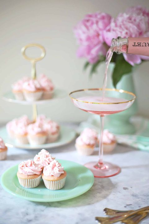 rose mini cupcakes best bridal shower ideas