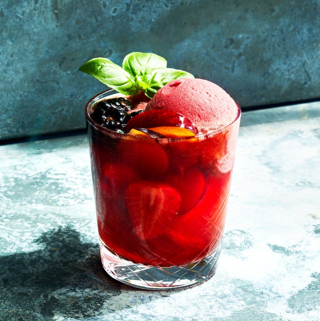 Rosé Sangria Floats rose sangria floats