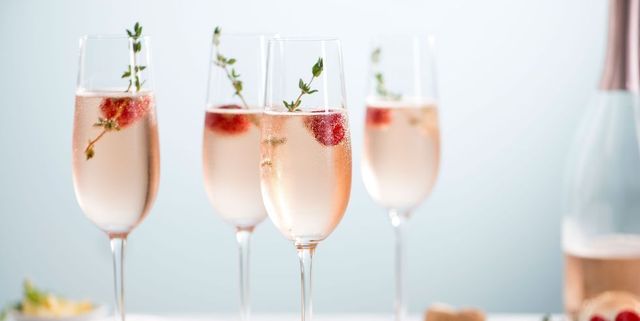 Champagne cocktail, Drink, Champagne stemware, Stemware, Alcoholic beverage, Wine glass, Food, Cocktail, Wine cocktail, Champagne, 