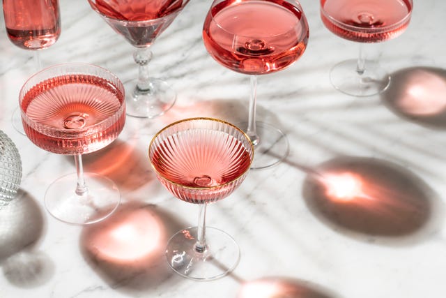 People Are Adding Sliced Jalapeños Into Their Glasses Of Rosé Wine