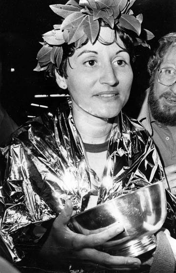 Rosie Ruiz Runs The 1980 Boston Marathon