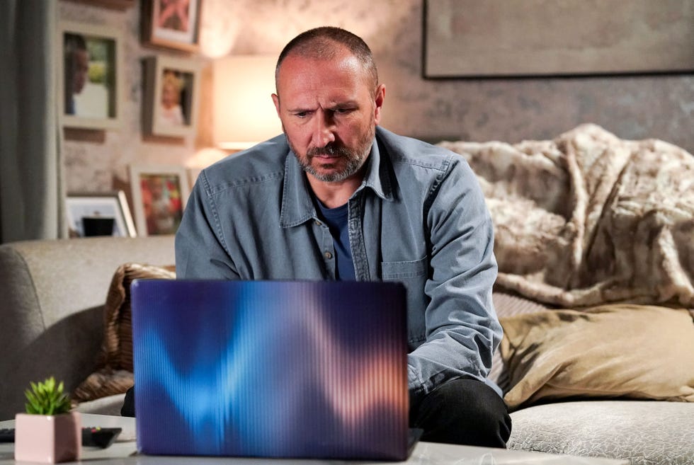 ross, eastenders