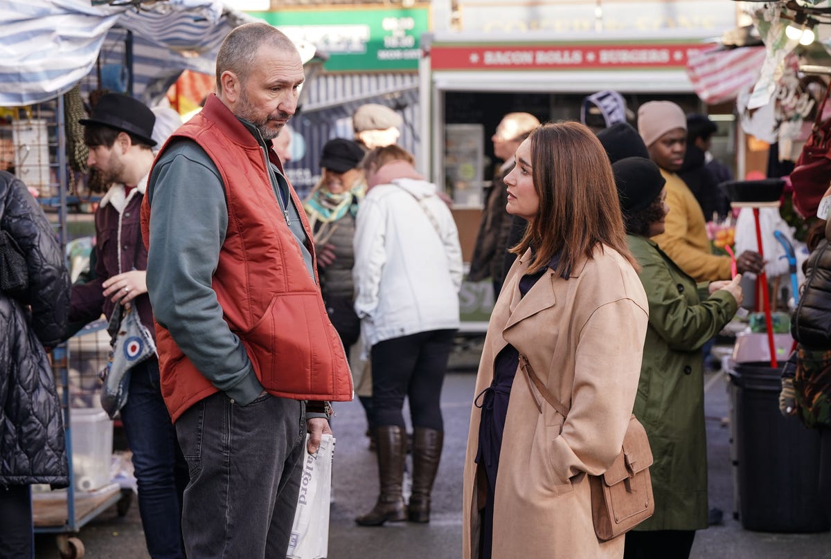 EastEnders Soap Scoop! Vicki Fowler returns