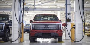 ford f150 lightning dearborn assembly