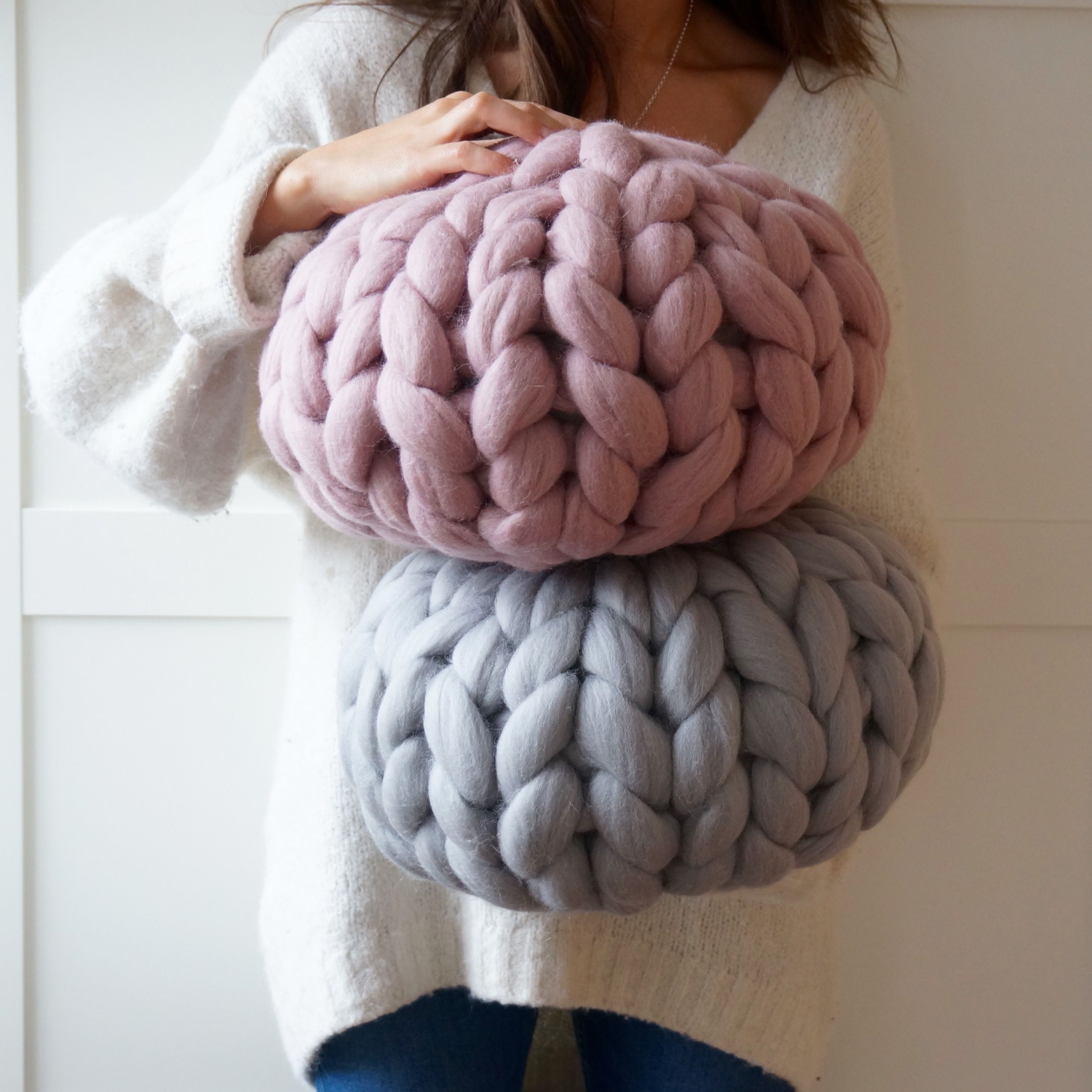 Best Knitted Home Accessories Chunky Knit Blanket Throw Cushion