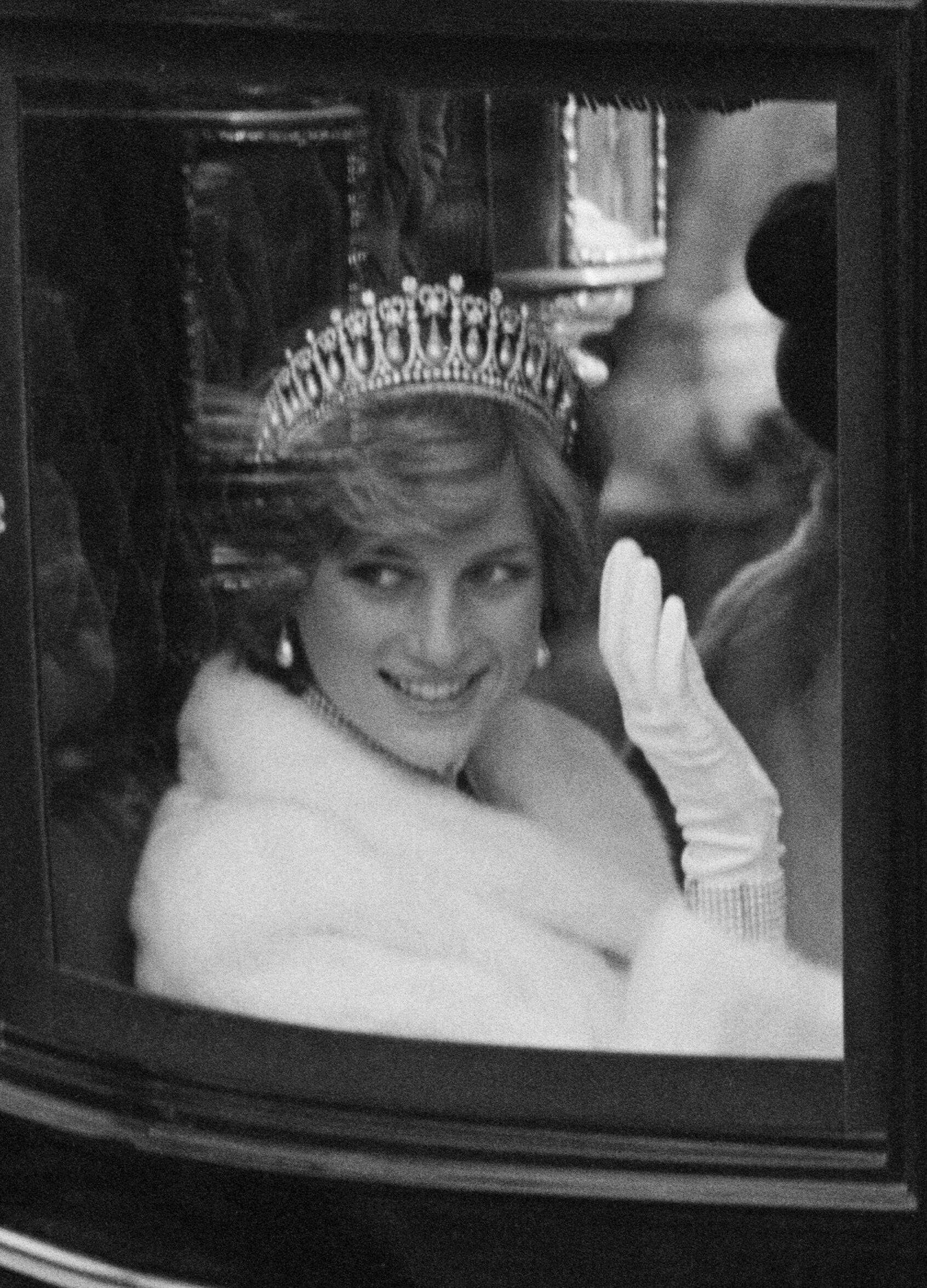 25 Best Royal Tiara Photos of All Time - Royal Family Tiaras Throughout