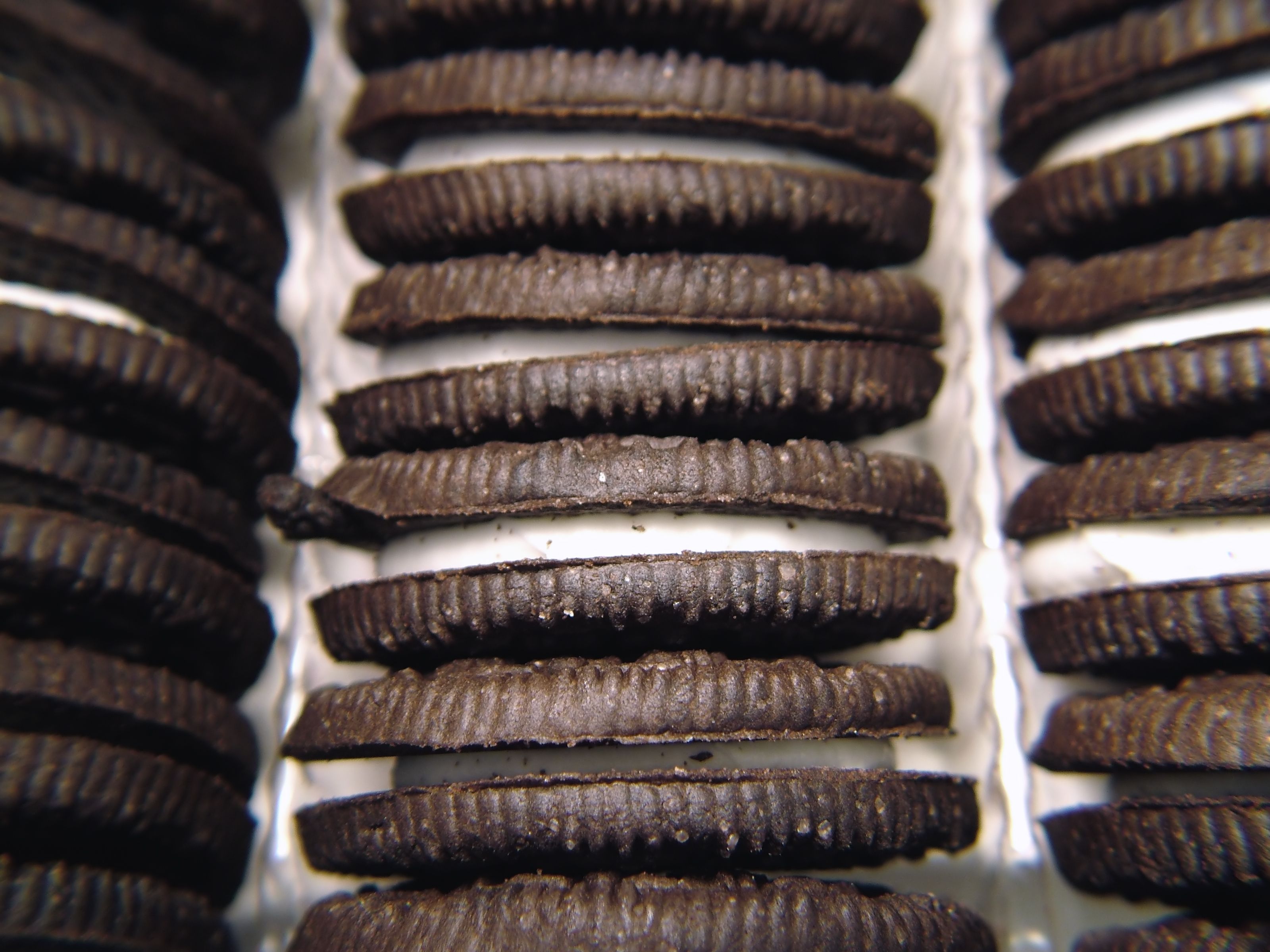 What's the best classic-flavored Oreo? From Most Stuf to Thins, I tried and  ranked all 5 'stuf' levels so you don't have to 