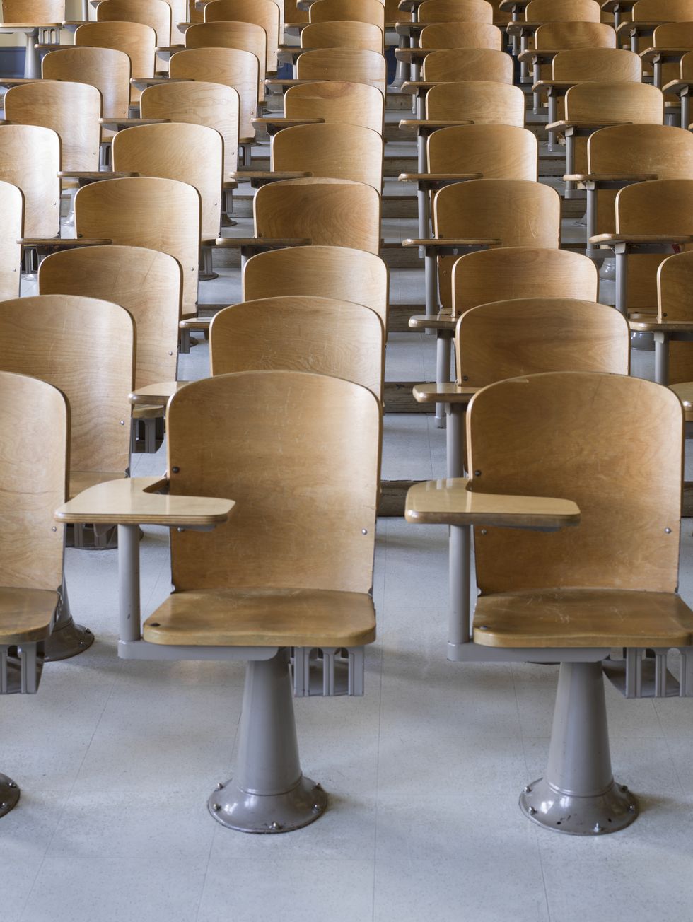 rows of desks in classroom