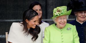 Royal Family News: il papà Meghan Markle ha chiesto aiuto alla regina