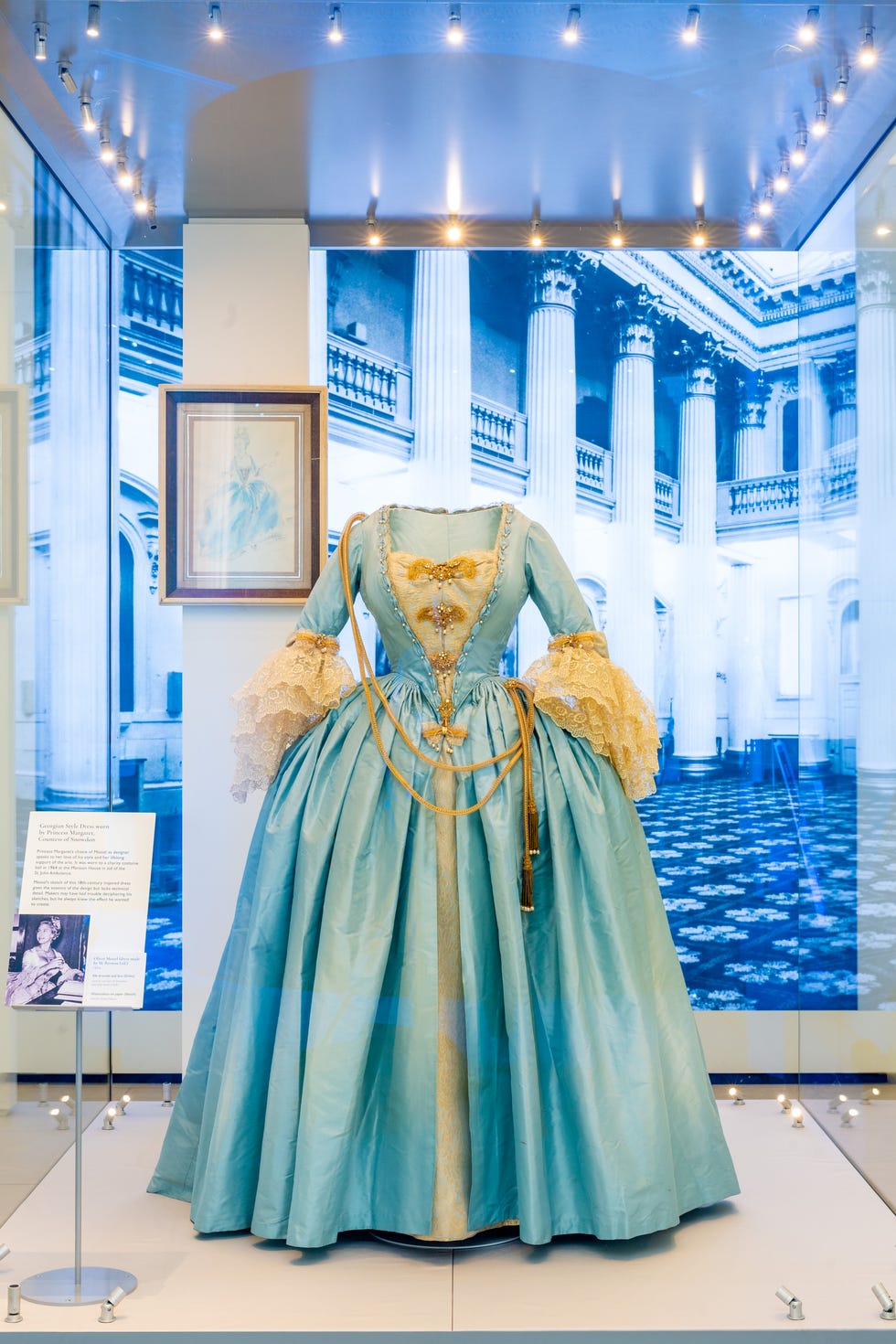 royal style in the making princess diana honeymoon outfit